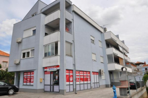 Гостиница Apartments with a parking space Zadar - 12514  Задар